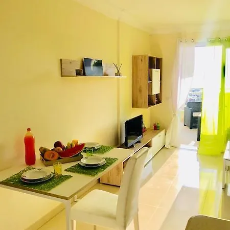 Daire Beautiful Sea View Mar Palm-mar
